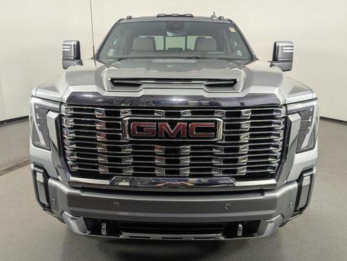 2024 GMC Sierra 2500 Denali