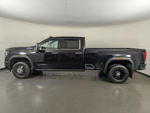 Onyx Black 2025 GMC Sierra 3500 Denali