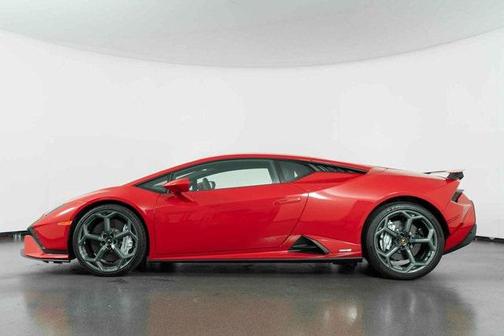 2023 Lamborghini Huracan Tecnica