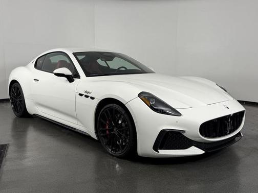 2024 Maserati GranTurismo Trofeo