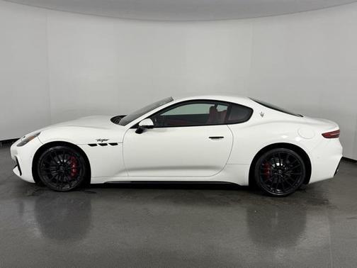 2024 Maserati GranTurismo Trofeo