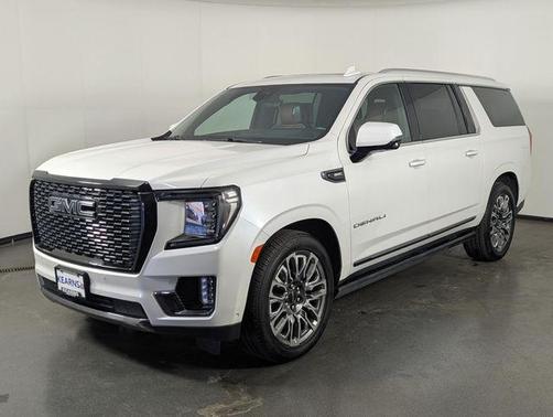 White Frost Tricoat 2023 GMC Yukon XL Denali Ultimate