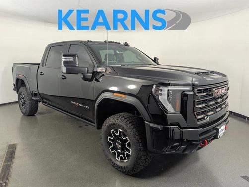 2025 GMC Sierra 2500 AT4