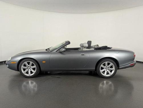 2004 Jaguar XK8 Base (A6)