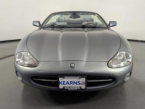 2004 Jaguar XK8 Base (A6)