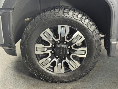 Sterling Metallic 2024 GMC Sierra 3500 Denali