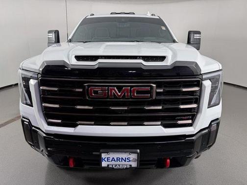 2024 GMC Sierra 2500 AT4