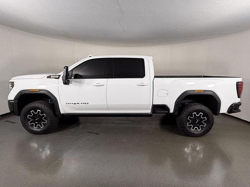 2024 GMC Sierra 2500 AT4