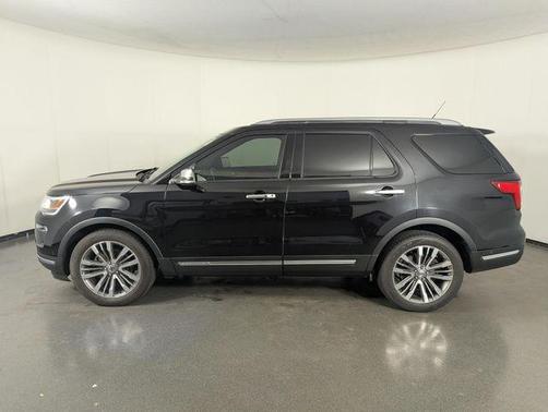Agate Black Metallic 2019 Ford Explorer Platinum