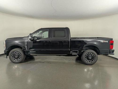 2025 Ford F-250 Platinum