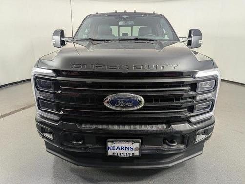 2025 Ford F-250 Platinum