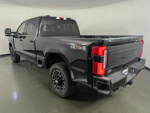 2025 Ford F-250 Platinum