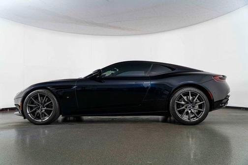 2017 Aston Martin DB11 Base