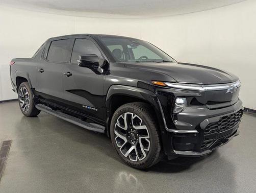 2024 Chevrolet Silverado EV RST