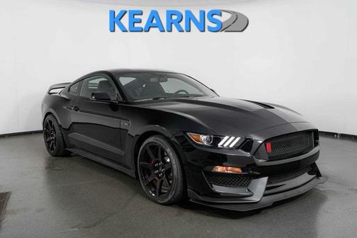 2017 Ford Shelby GT350R Base