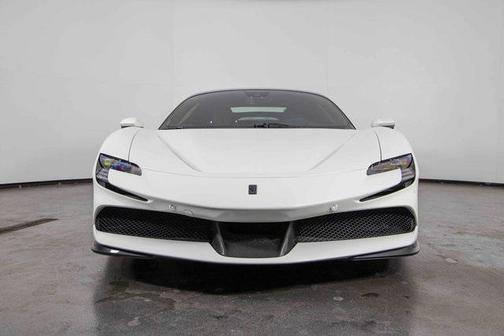 2022 Ferrari SF90 Stradale Base