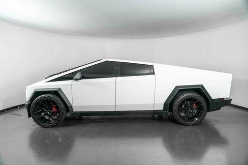 2024 Tesla Cybertruck Cyberbeast