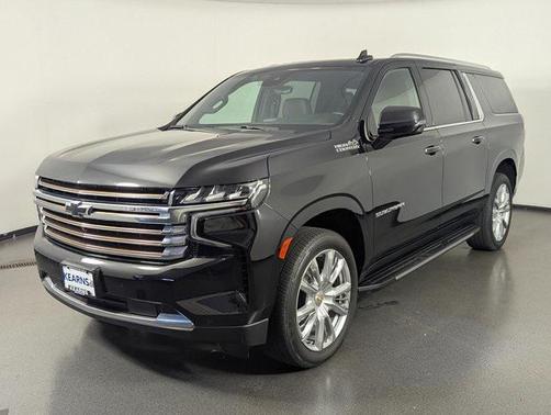 2023 Chevrolet Suburban 4WD High Country