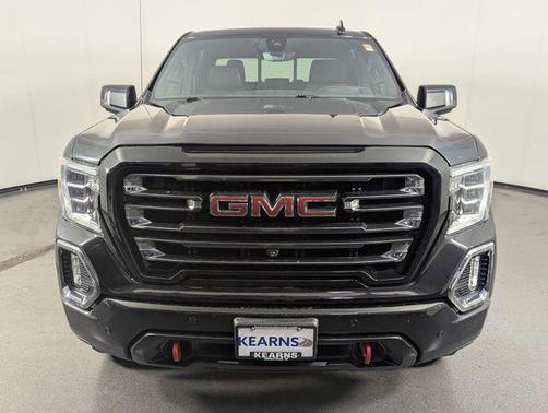 Black 2022 GMC Sierra 1500 AT4