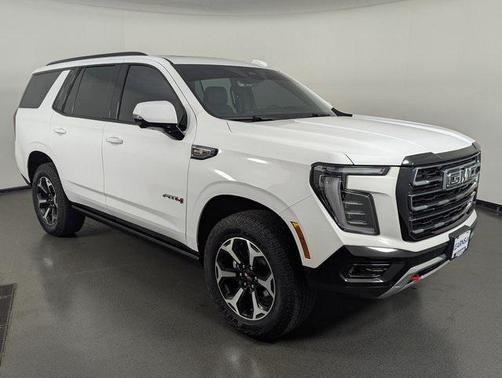 2025 GMC Yukon 4WD AT4