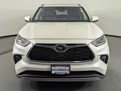 2021 Toyota Highlander Platinum