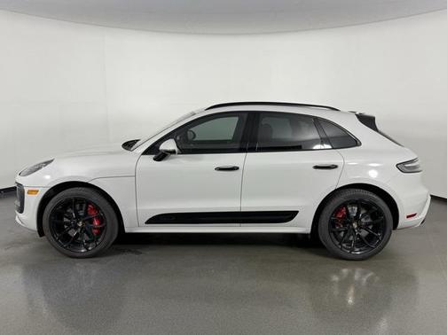 2024 Porsche Macan GTS