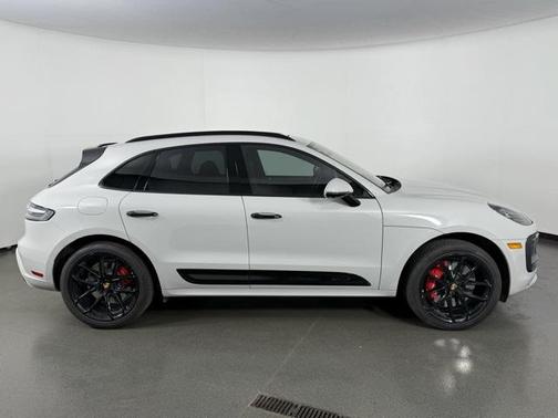 2024 Porsche Macan GTS