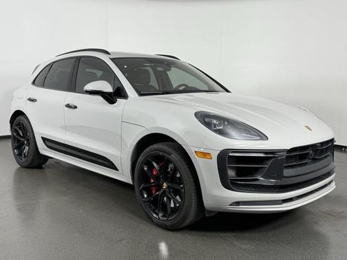 2024 Porsche Macan GTS