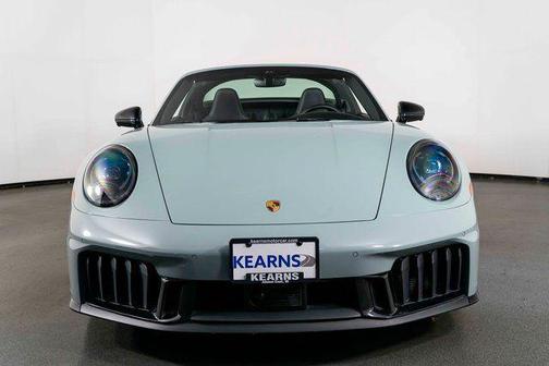 2025 Porsche 911 Targa 4 GTS