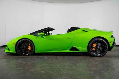 2022 Lamborghini Huracan EVO Spyder