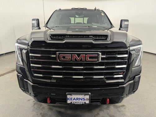 2025 GMC Sierra 2500 AT4