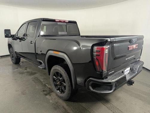 2025 GMC Sierra 2500 AT4