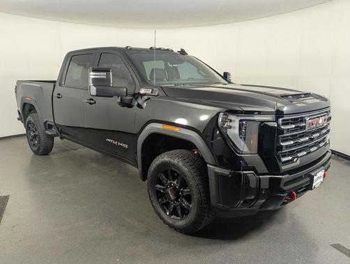 2025 GMC Sierra 2500 AT4