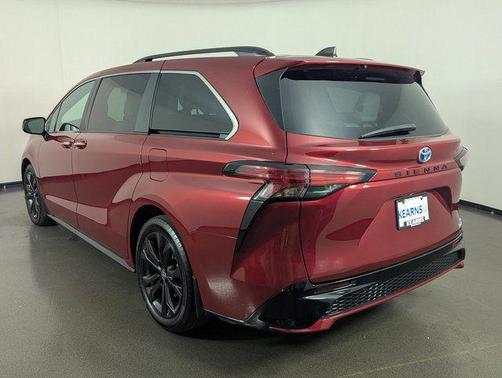 2023 Toyota Sienna XSE 7 Passenger