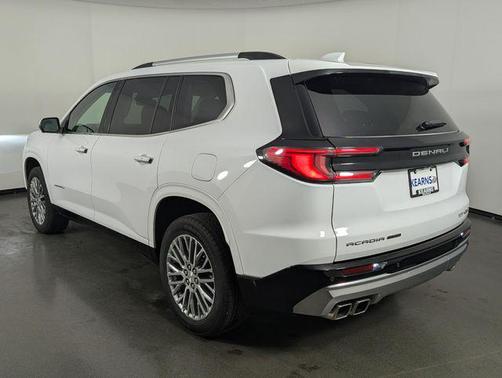 2025 GMC Acadia Denali