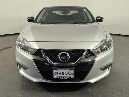 Brilliant Silver 2018 Nissan Maxima 3.5 SL