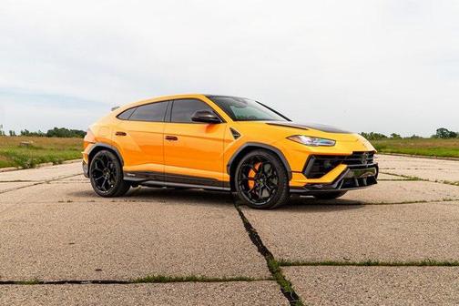 2024 Lamborghini Urus Performante