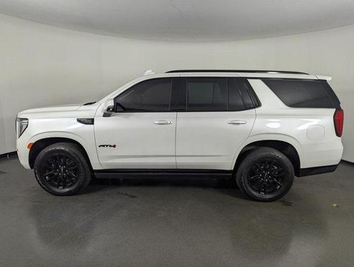 2023 GMC Yukon 4WD AT4