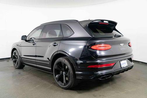 Black 2022 Bentley Bentayga V8