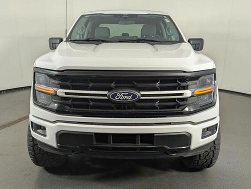Oxford White 2025 Ford F-150 XLT