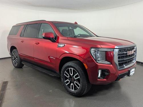 2024 GMC Yukon XL 4WD AT4