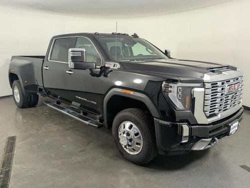 2025 GMC Sierra 3500 Denali