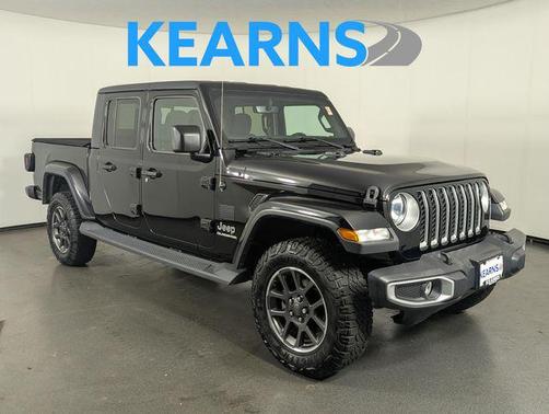 Black Clearcoat 2020 Jeep Gladiator Overland