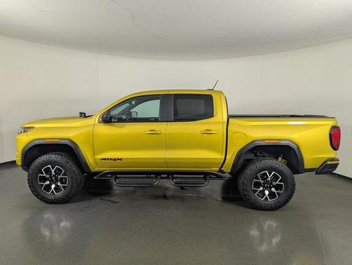 2024 GMC Canyon AT4X
