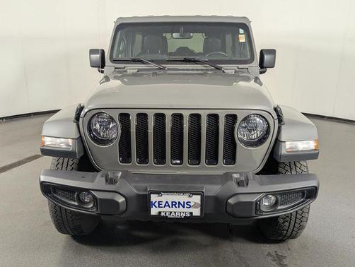 2023 Jeep Wrangler 4-Door Sahara Altitude