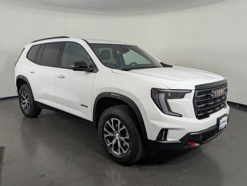 2025 GMC Acadia AWD AT4