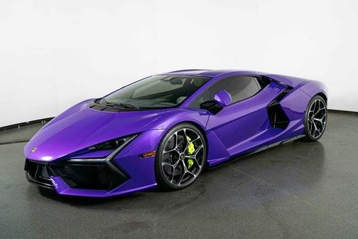 2024 Lamborghini Revuelto Base