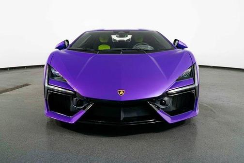 2024 Lamborghini Revuelto Base