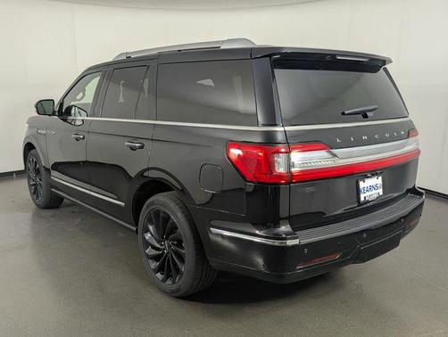 Infinite Black 2020 Lincoln Navigator Reserve