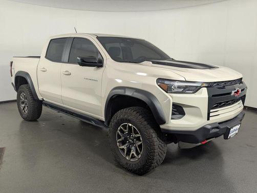 Doeskin Tan 2026 Chevrolet Colorado ZR2